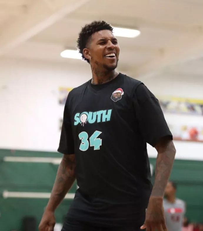 外线三分打 外线三分打